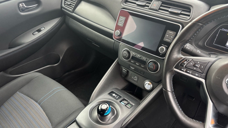 Nissan LEAF 110kW Acenta 40kWh 5dr Auto [6.6kw Charger] Electric Hatchback